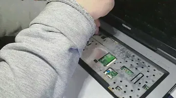 Как найти поломку и начать ремонт ноутбука toshiba. 1 часть.