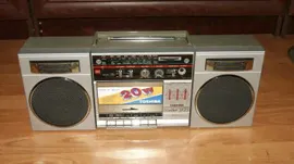 Магнитола Toshiba BomBeat sx25