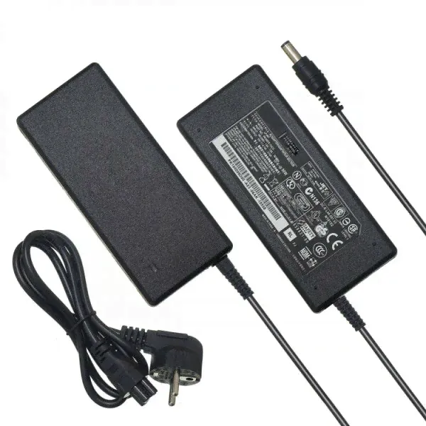 Блок Notebook LP607 для TOSHIBA 19V/4.74A 5.5*2.5-0