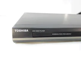 DVD-плеер Toshiba SD-690KR